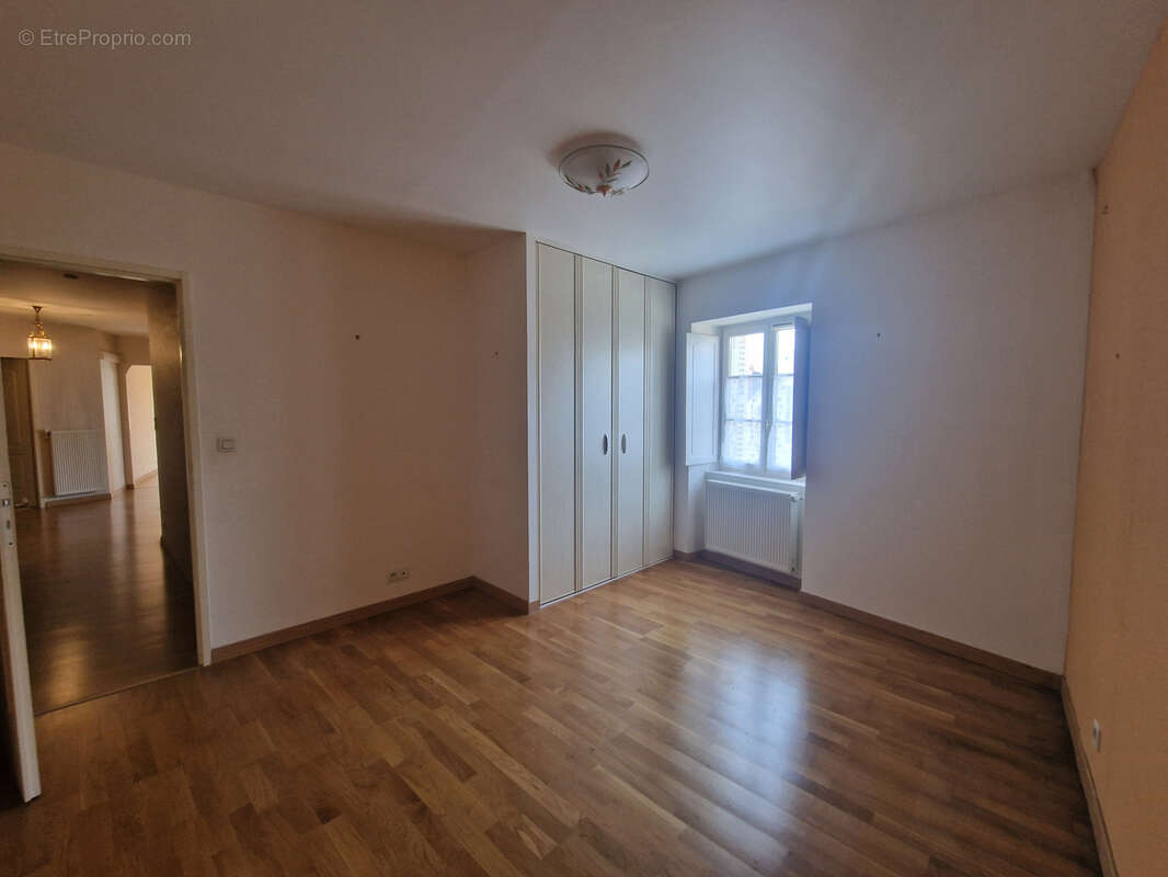 Appartement à BRIVE-LA-GAILLARDE