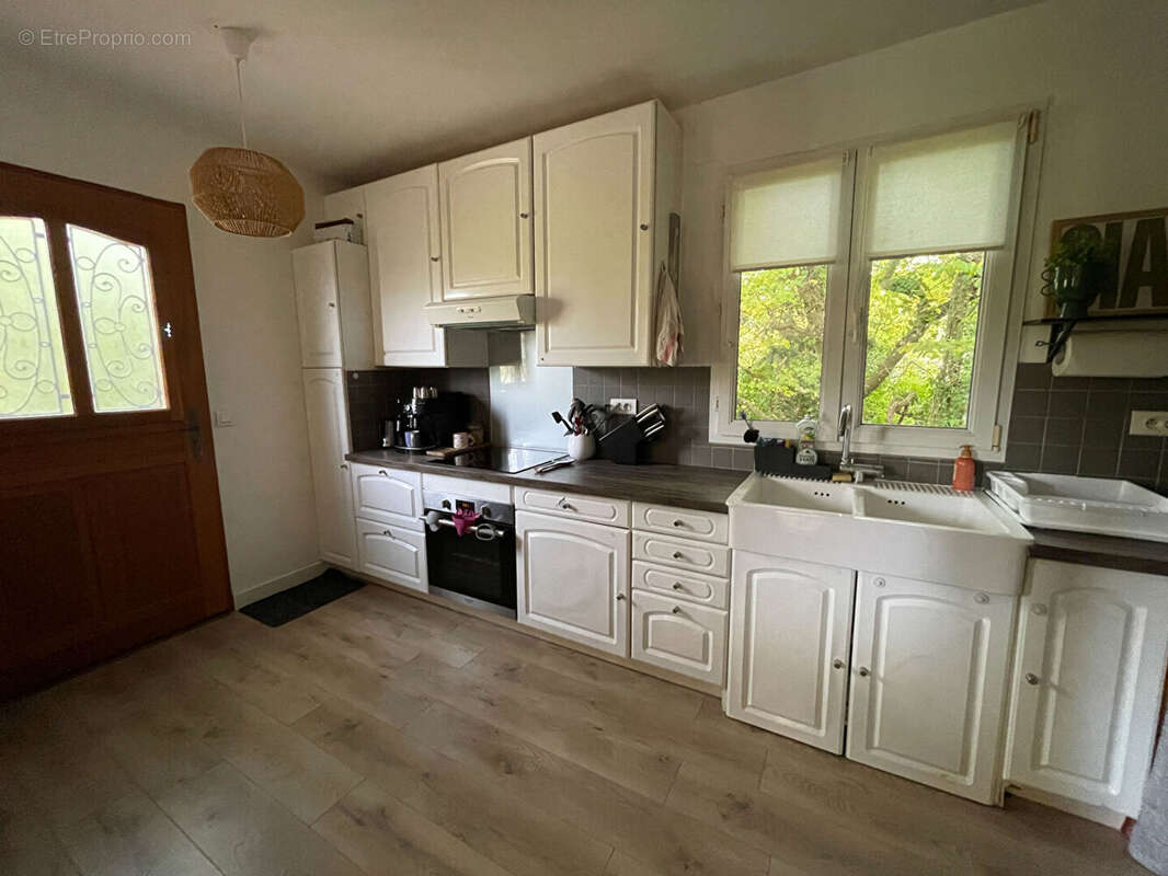 Maison à LES ESSARTS-LE-ROI