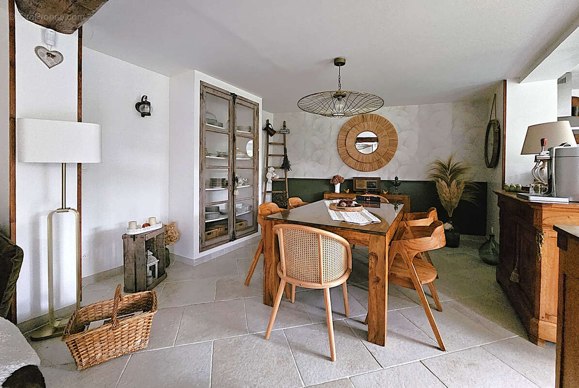 Maison à VAUCOURTOIS