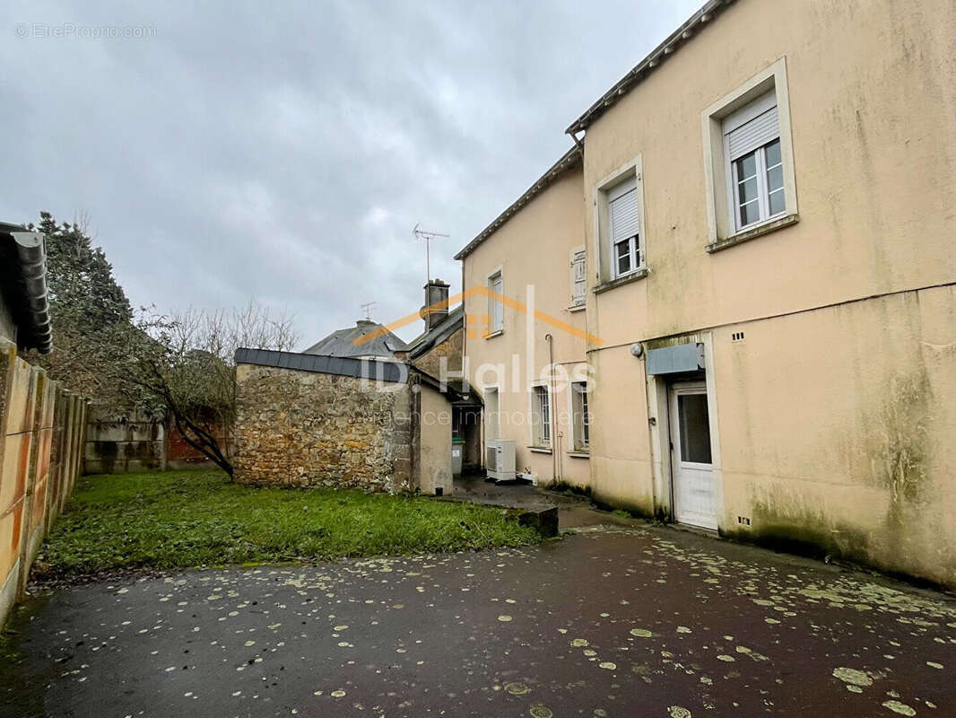 Immeuble-maison Saint Aignan Sur Roë - photo 12
