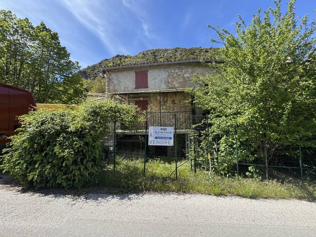 Maison à CASTELLANE