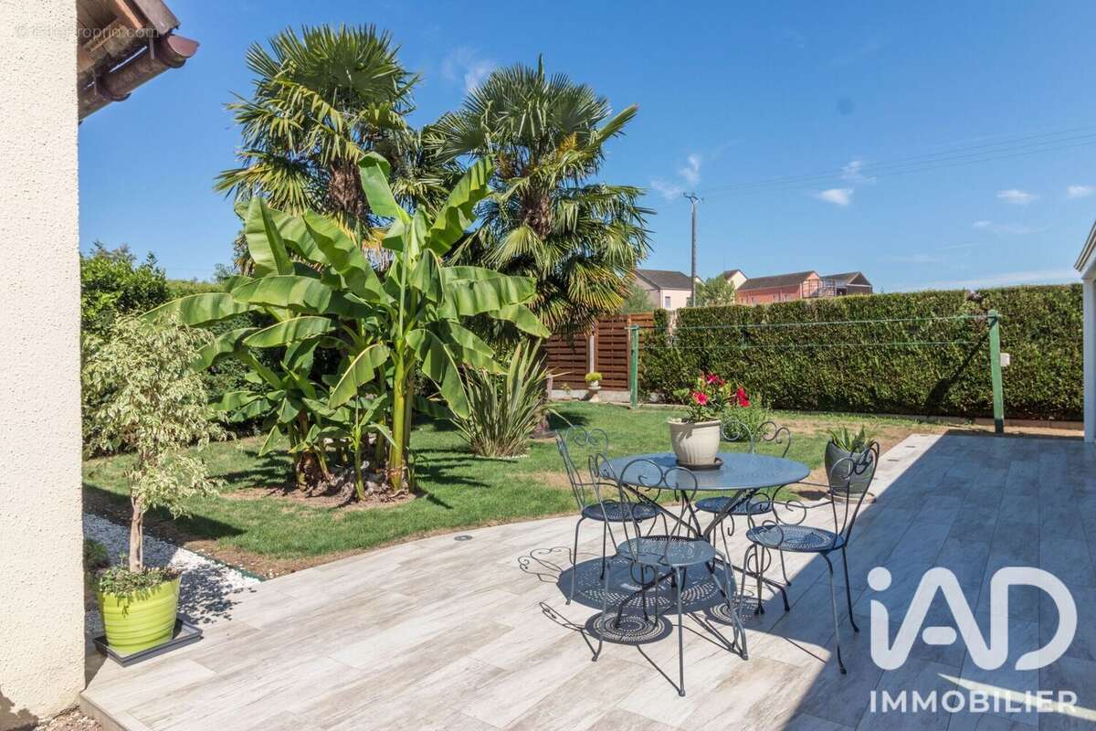 Maison 132 m² à Chatillon-Coligny  - photo 3