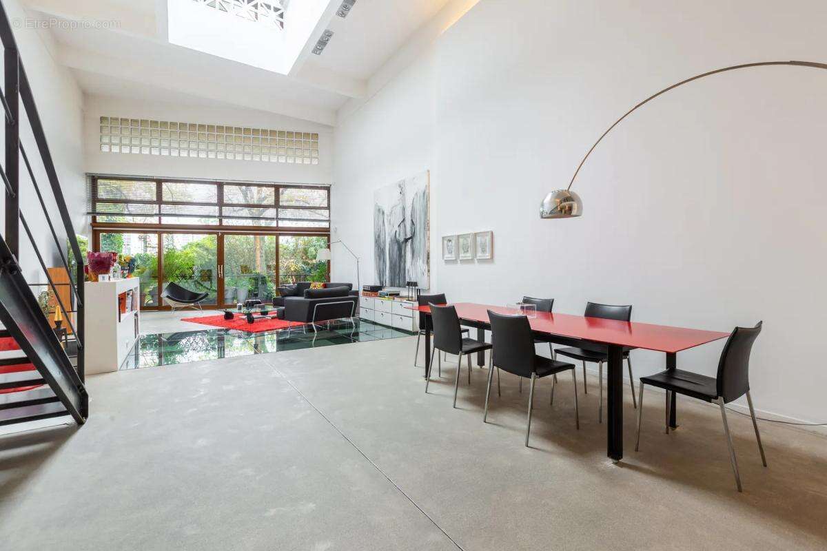 Appartement à IVRY-SUR-SEINE