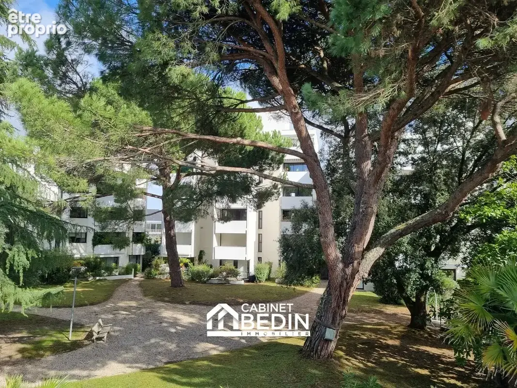 Appartement à BORDEAUX