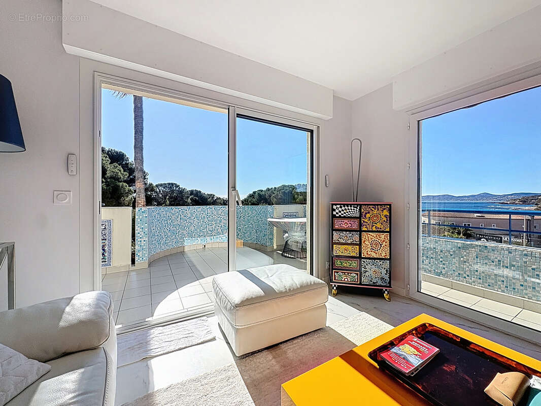 Appartement à SAINT-RAPHAEL