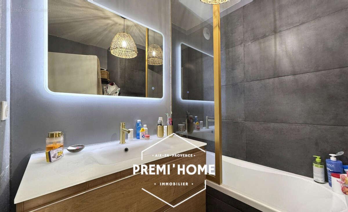 Appartement à AIX-EN-PROVENCE