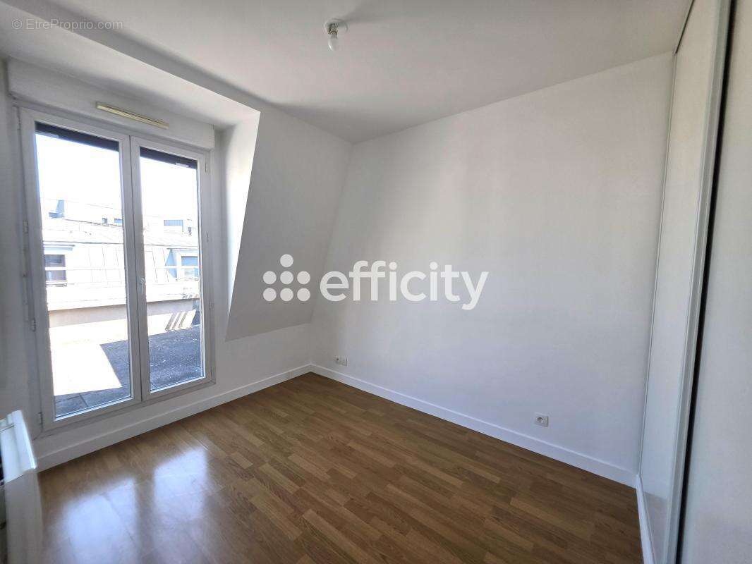 Appartement à CHATILLON