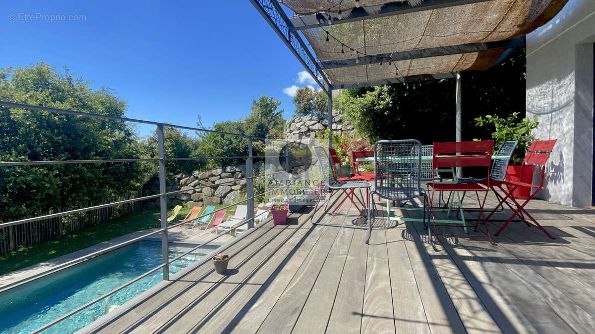 Maison à SAINT-PERAY