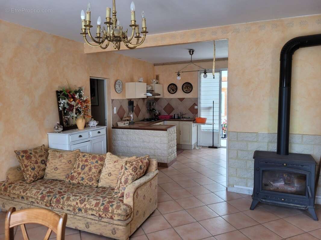 Charmante maison Individuelle 4 pièces VALIGNY (03) - photo 2