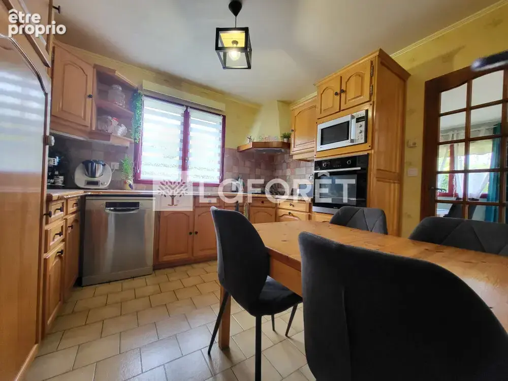 Maison La Haye Du Theil 5 pièce(s) 118 m2 - photo 3