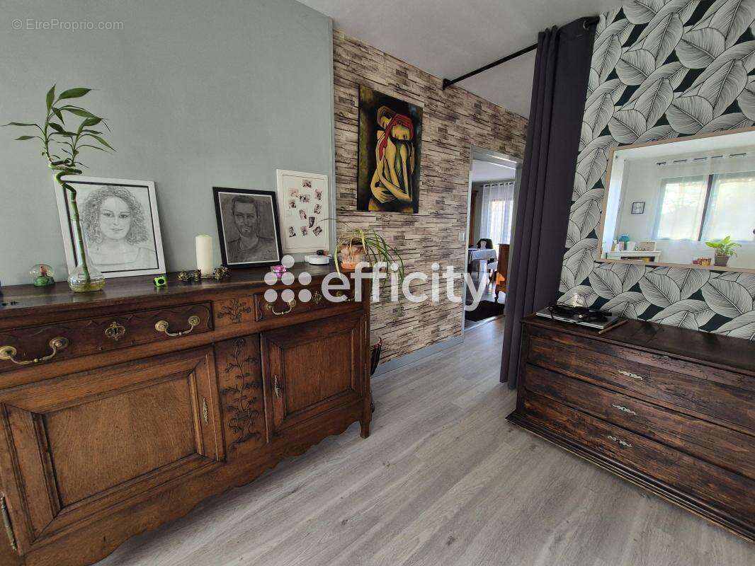 Maison à CHOUZY-SUR-CISSE