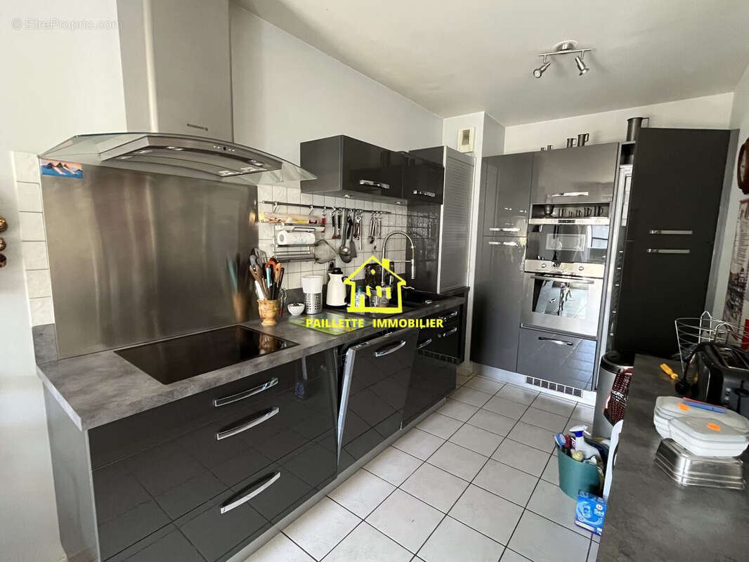 Appartement à SAINT-ROMAIN-DE-COLBOSC