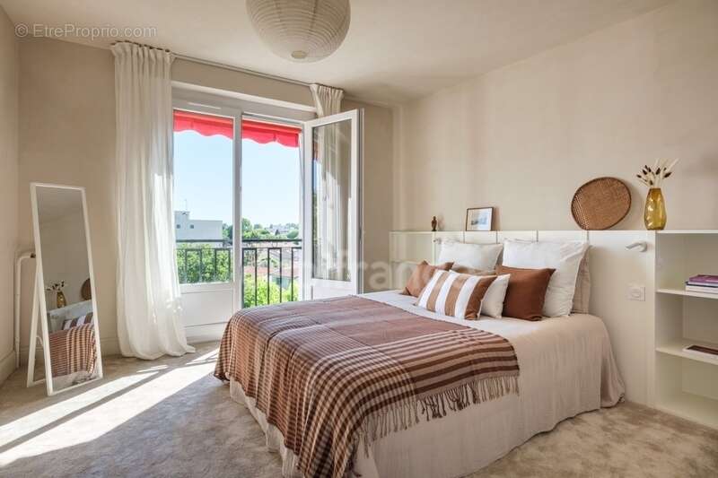 Appartement à vendre 5 pièces BORDEAUX CAUDERAN (33) - photo 7