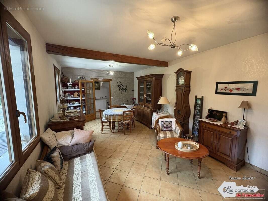 Maison à VIROFLAY