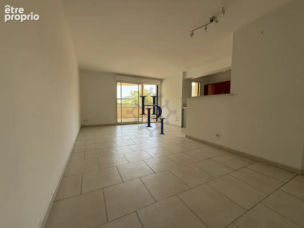 Appartement à SAINT-AFFRIQUE