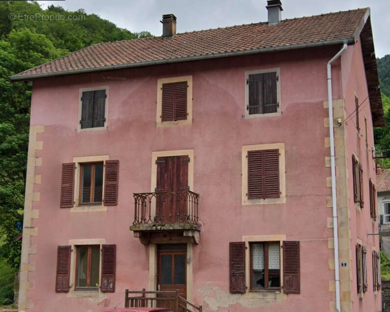Maison à PLANCHER-BAS