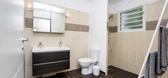 Appartement à LE MOULE