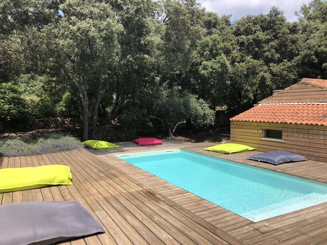 Maison à BESSE-SUR-ISSOLE