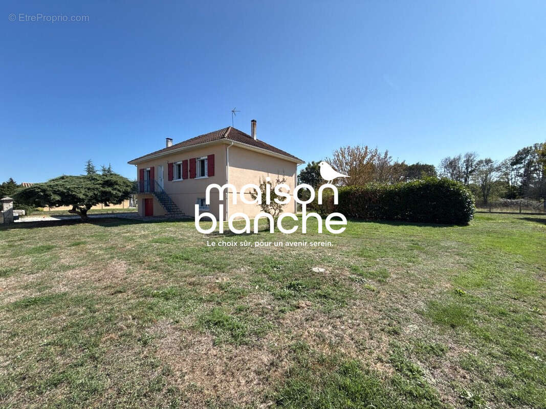 Maison à SAINT-SEURIN-SUR-L'ISLE