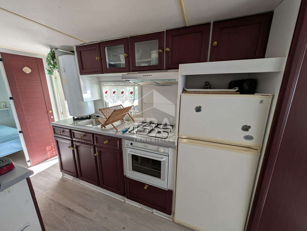 Maison à SAINT-FRONT-DE-PRADOUX