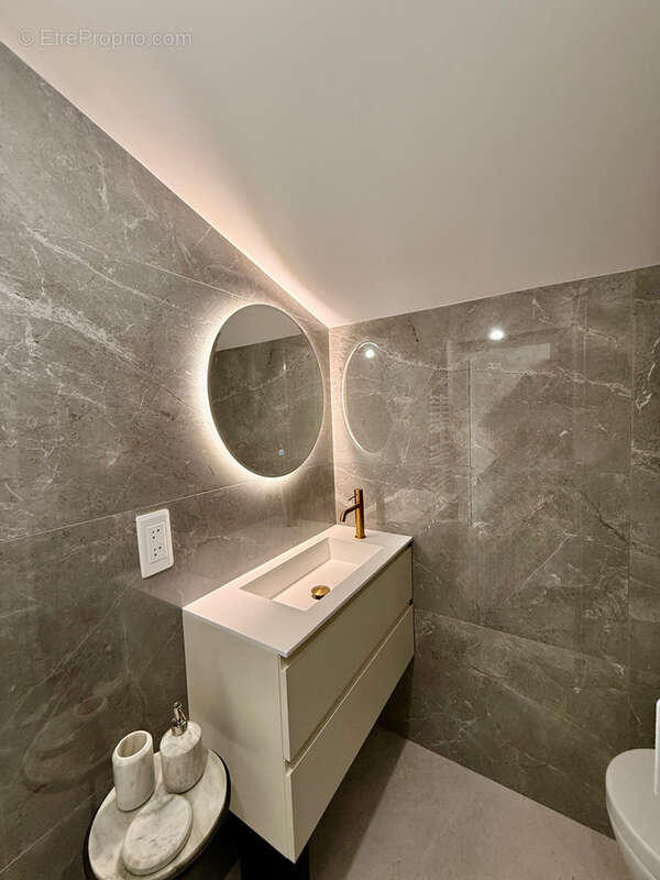 Appartement à BEAUSOLEIL