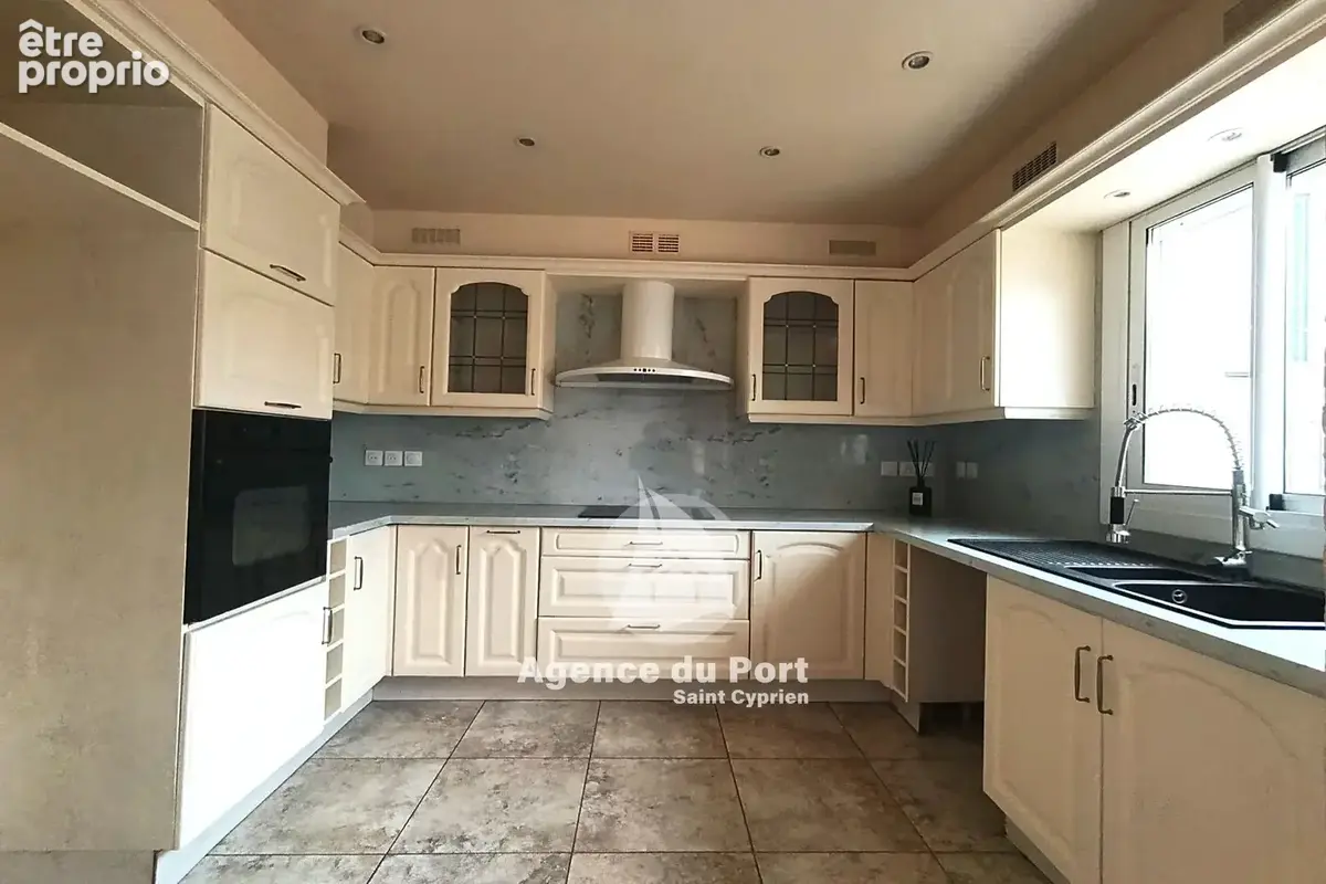 Maison 5 pièces 104 m² à vendre à Saint-Laurent-De-La-Salanque (66250) - photo 5