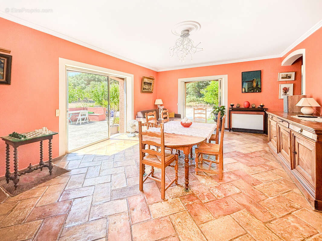 Maison 420 m² à Sainte-Maxime  - photo 7