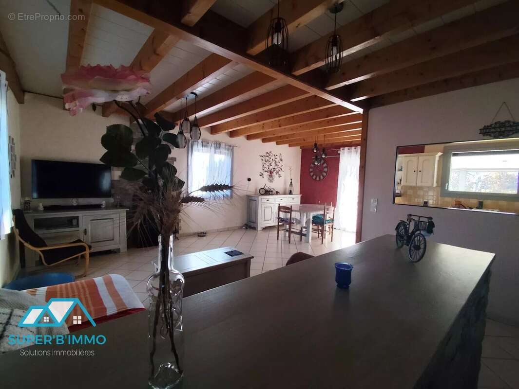 Maison à MAZEYRAT-D'ALLIER