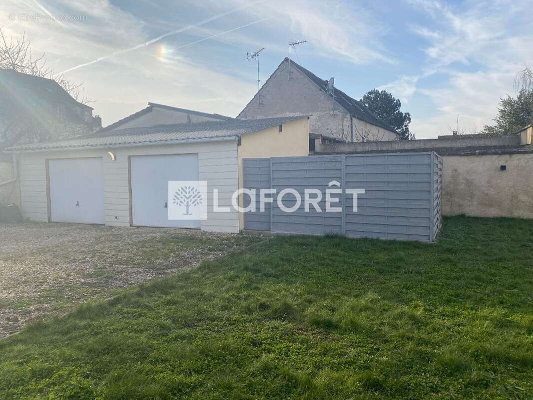 Appartement à ROSNY-SUR-SEINE