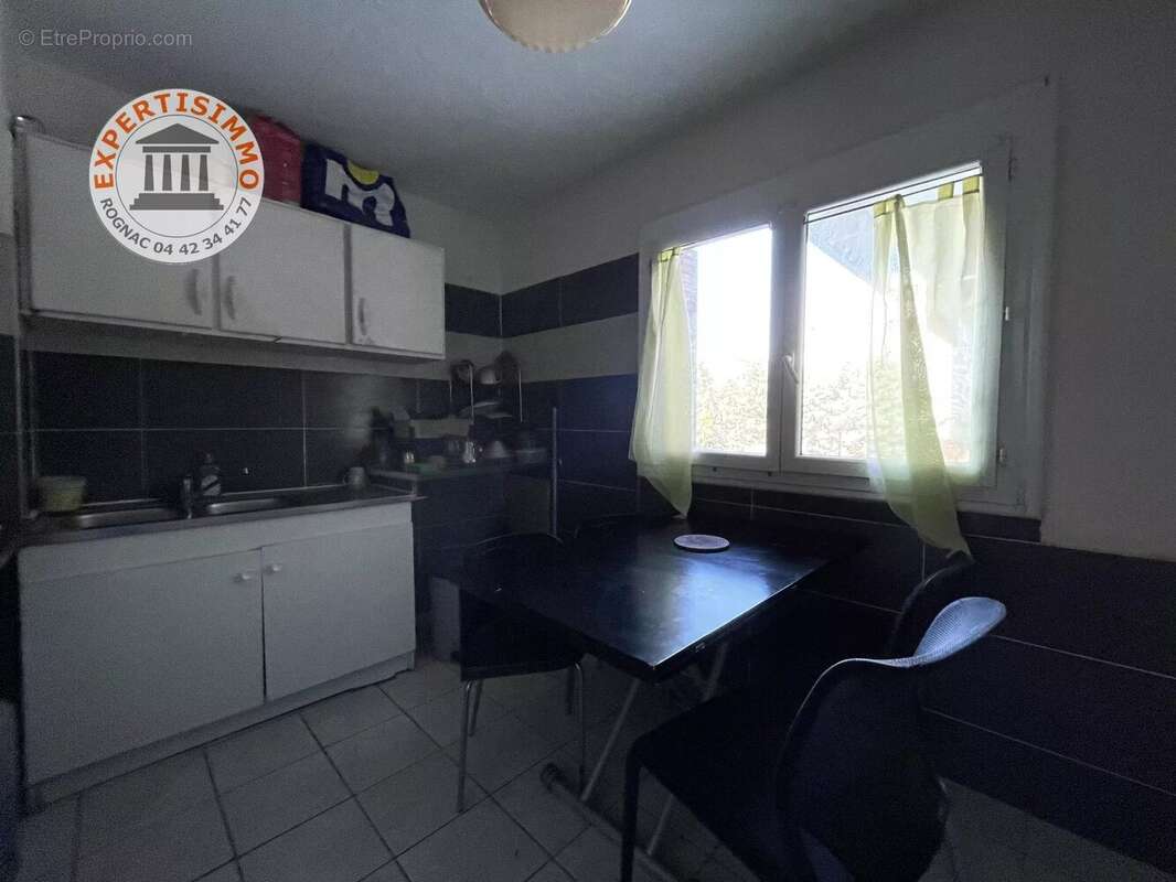 BERRE- Appartement T3 - 60m² - photo 3