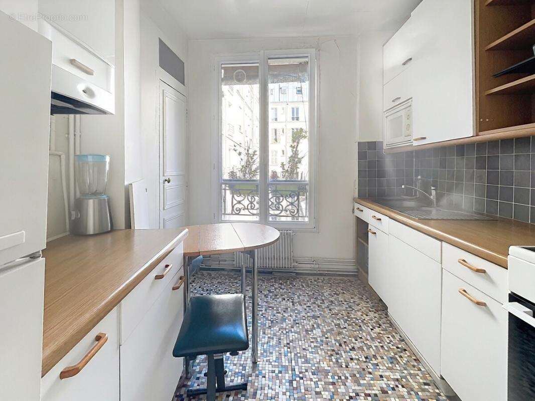Appartement - Paris 17 Batignolles - 77m² - photo 6