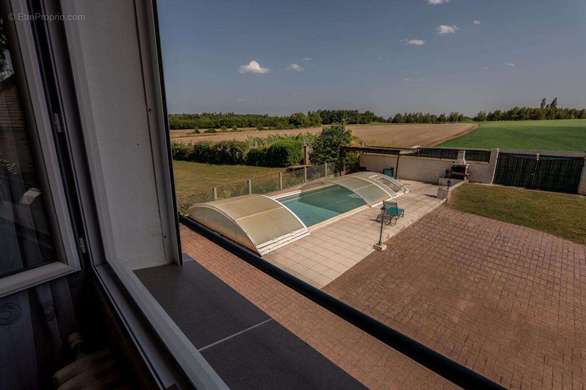 Lieux uniques ® x propriétés privées propose maison de  187 m² sur un terrain de 1295 m² à cellettes (41) - photo 6
