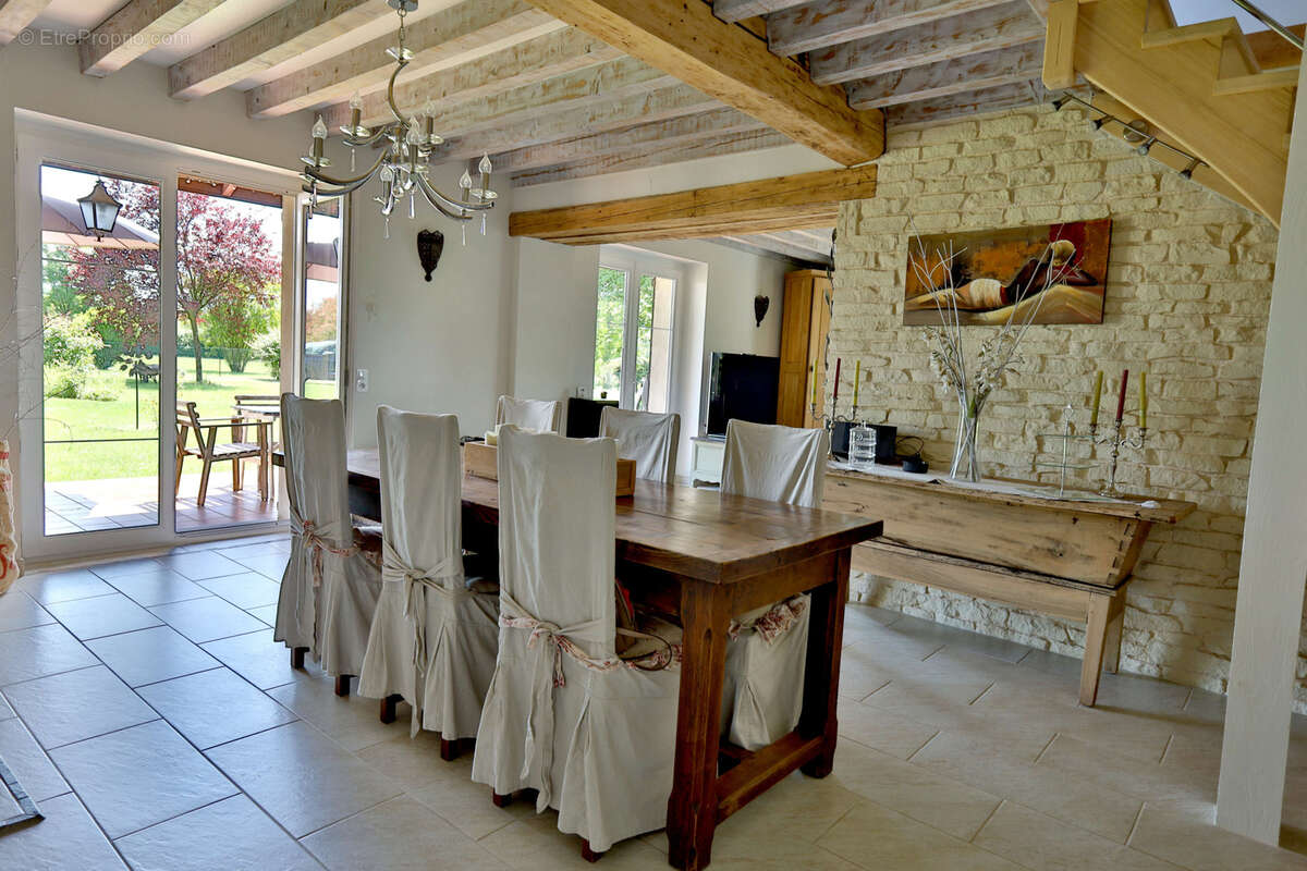 Maison Type 4 - 140,75m2 habitables - Terrain 4280m2 - photo 7