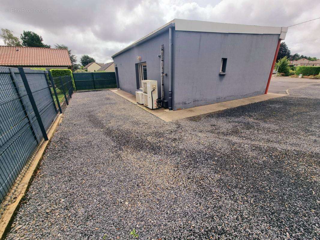 Maison à FONTAINE-AU-PIRE