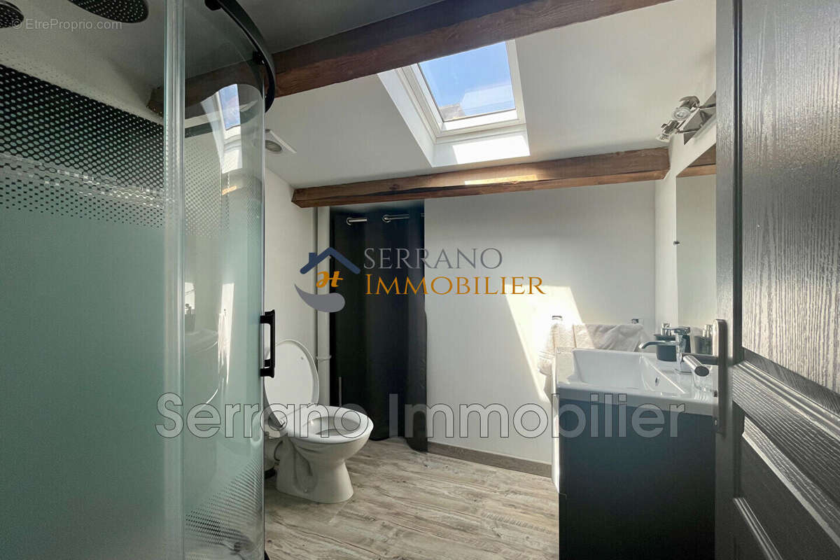 Maison 145 m² à Eyragues  - photo 7