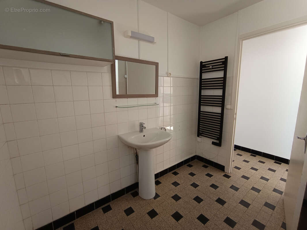 Maison à SAINT-PRIVAT