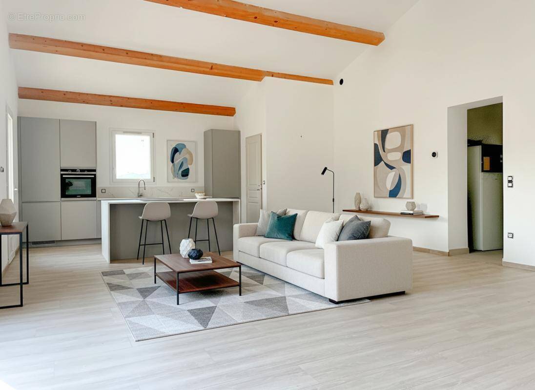 Maison à GINASSERVIS