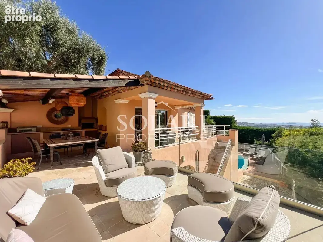 Villa de 221 m² avec piscine et vue Mer - photo 2