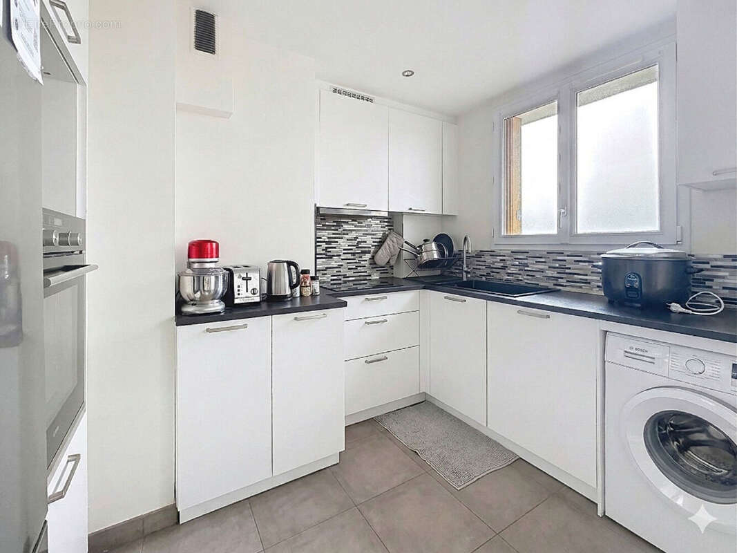 Appartement à PARIS-20E