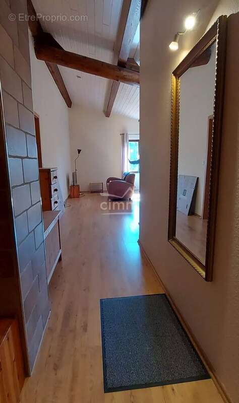 Maison à LA MOTTE-DU-CAIRE