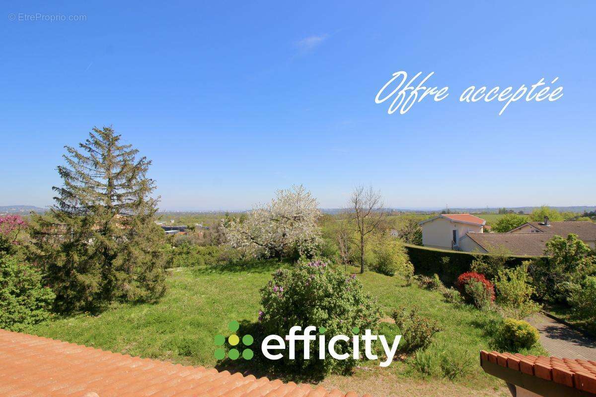 Maison à SAINTE-CONSORCE