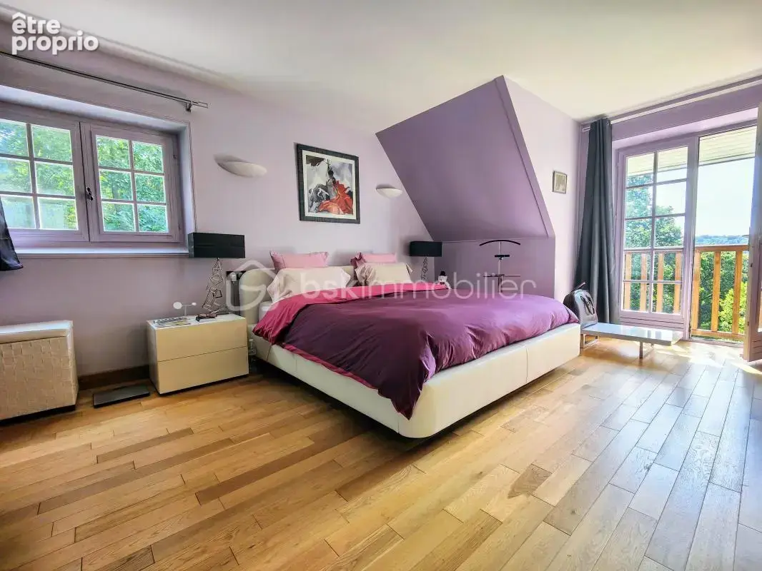 Maison d'exception dans un parc boisé privé avec tennis - photo 17