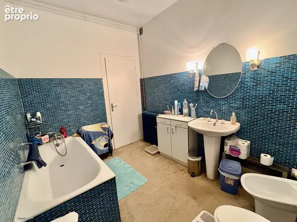 Très Beau Logis avec 6 chambres et Grand Terrain près de Ruffec - photo 24