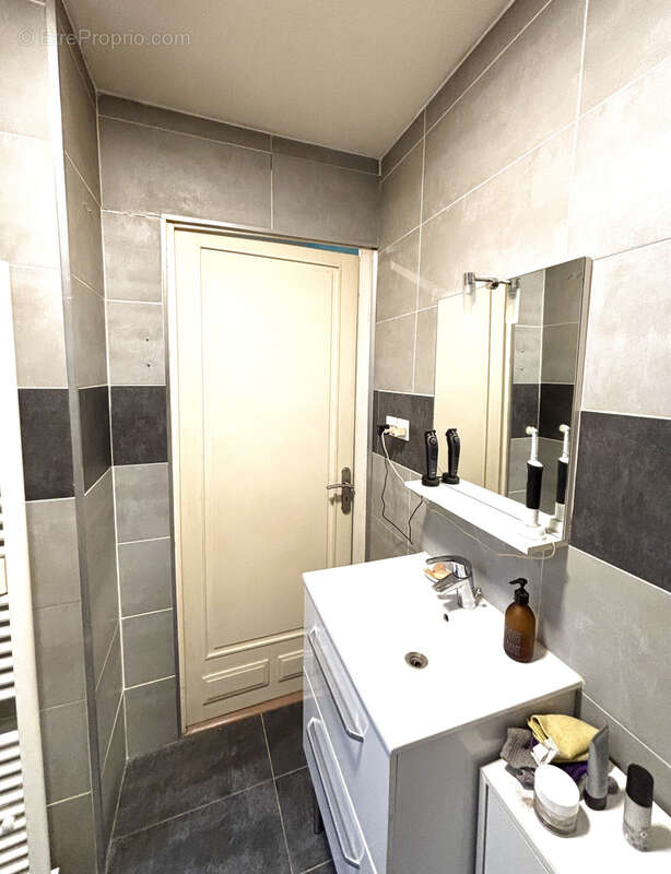 Appartement à MARSEILLE-6E