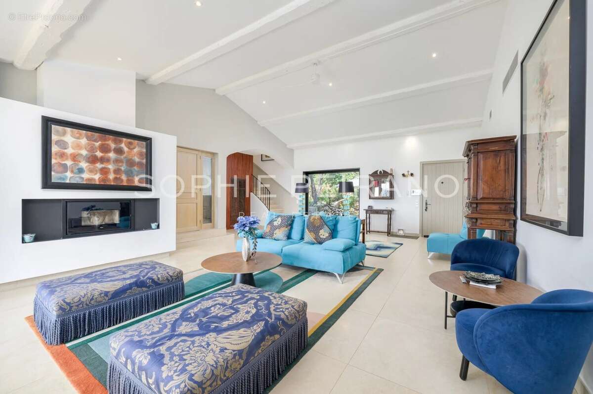Maison à MOUGINS