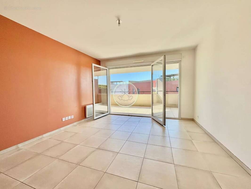 Appartement à FREJUS