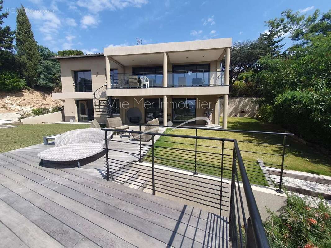 Maison à LE LAVANDOU
