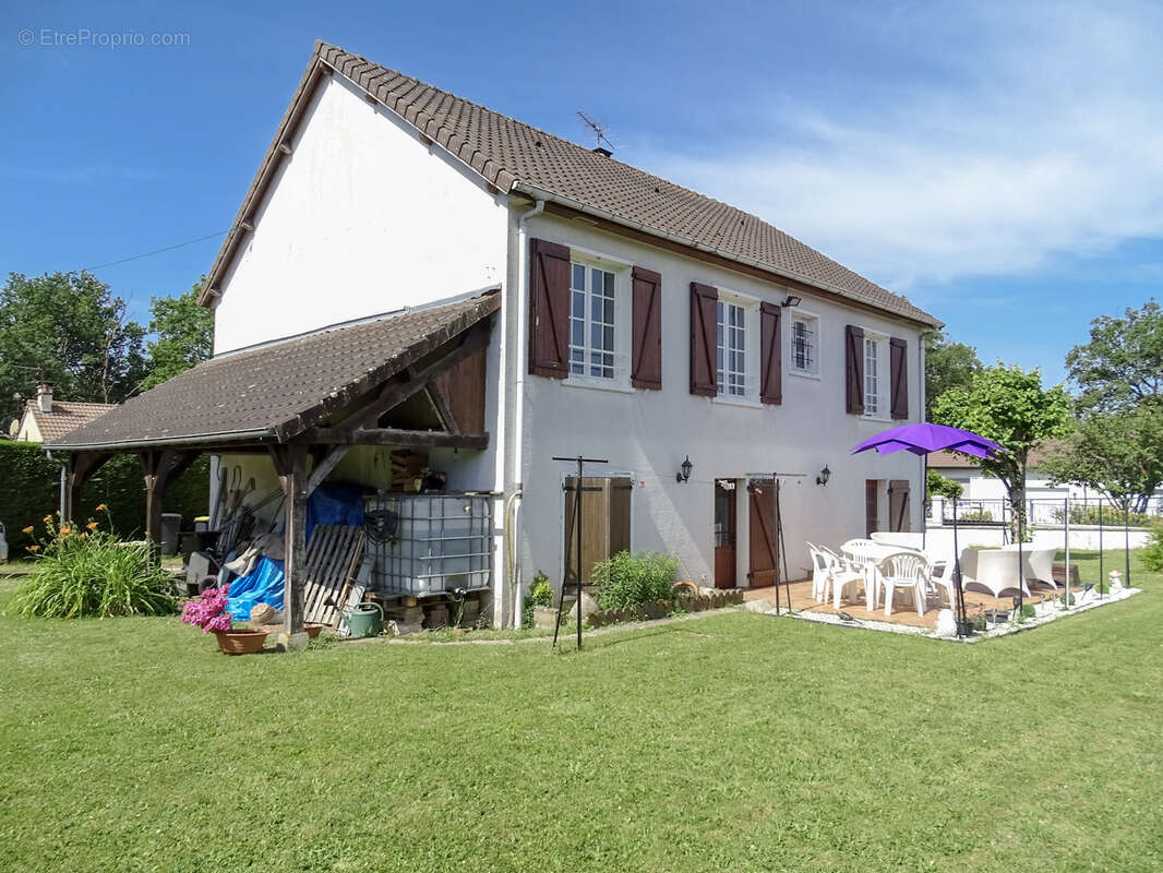 Maison à CHATRES-SUR-CHER