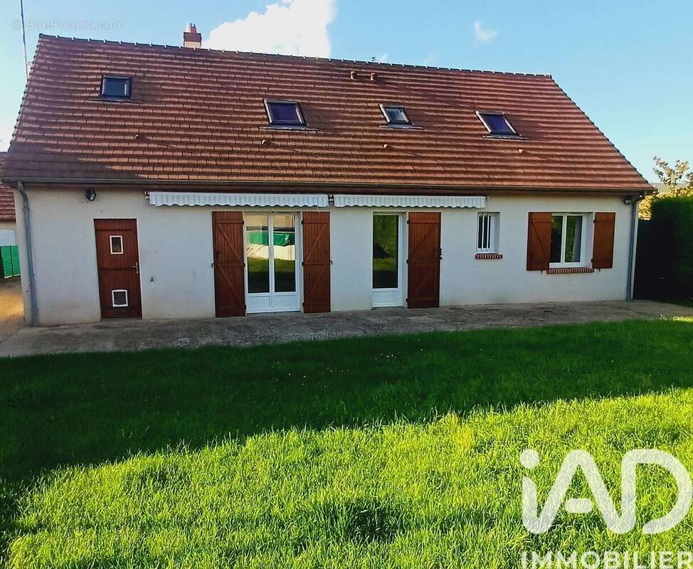 Photo 2 - Maison à AVERDON