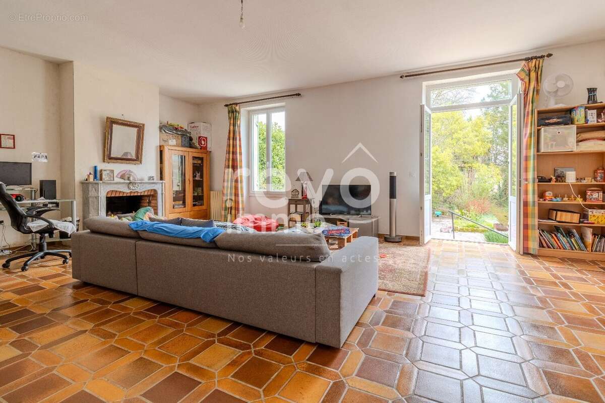 Maison à SAUVETERRE-DE-GUYENNE